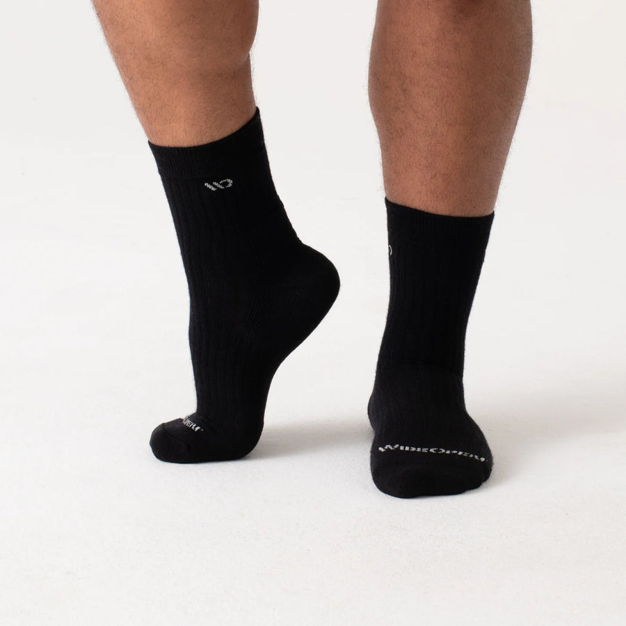 Wide Open Men's Solid Cushion Micro Crew Wide Width Socks (9001)