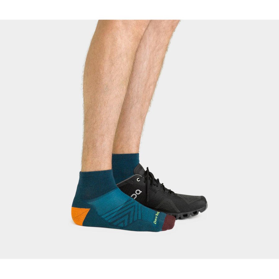 Darn Tough Men's Run Quarter Ultra-Lightweight Running Sock (1040) – Wind  Rose North Ltd. Outfitters