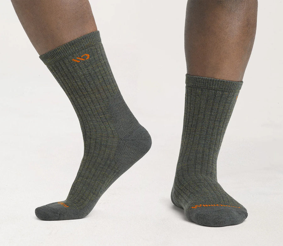 Wide Open Men's Solid Cushion Micro Crew Wide Width Socks (9001)